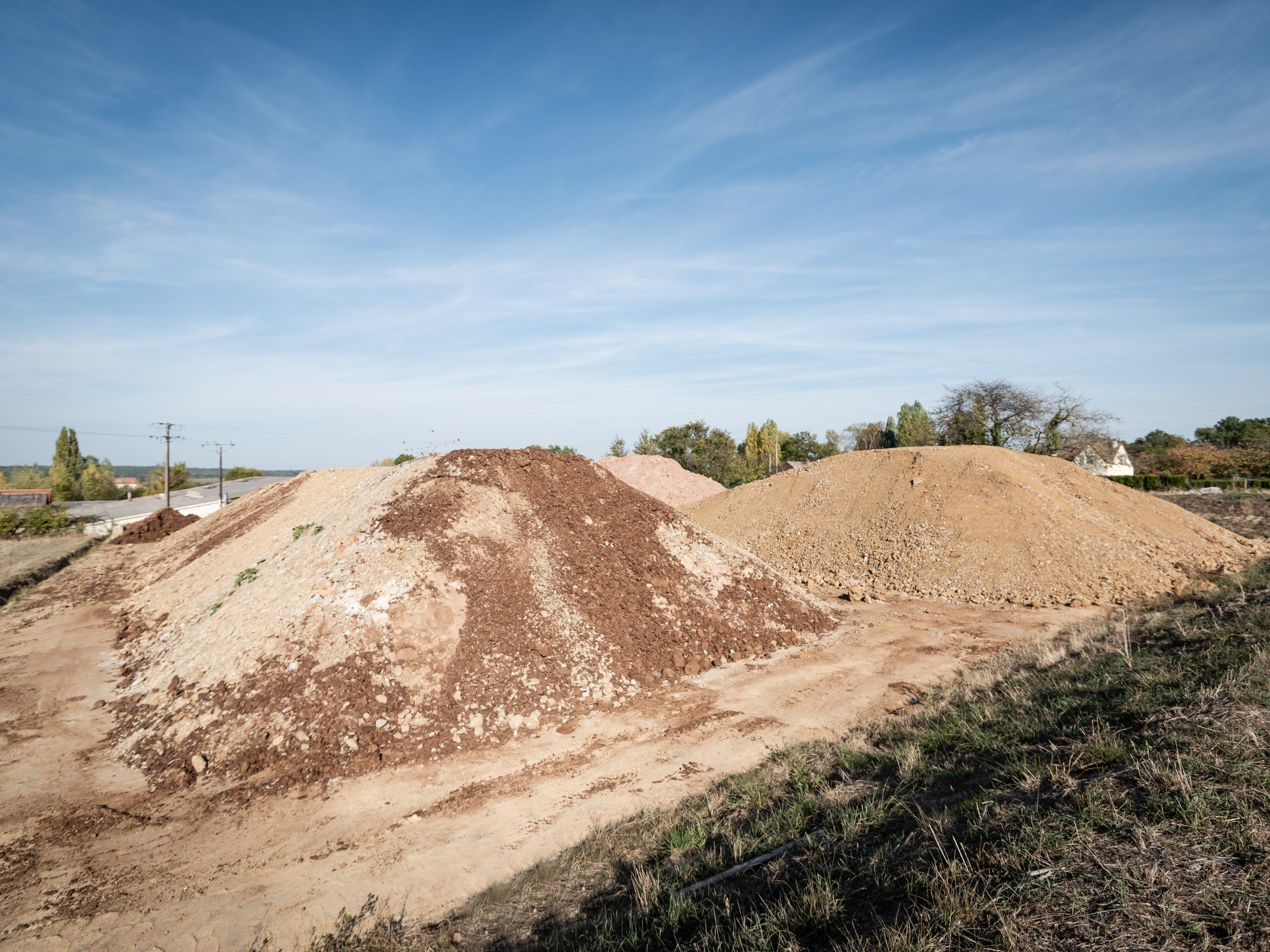 Carrière et préparation de l'argile pour la production sur le site de Pontigny