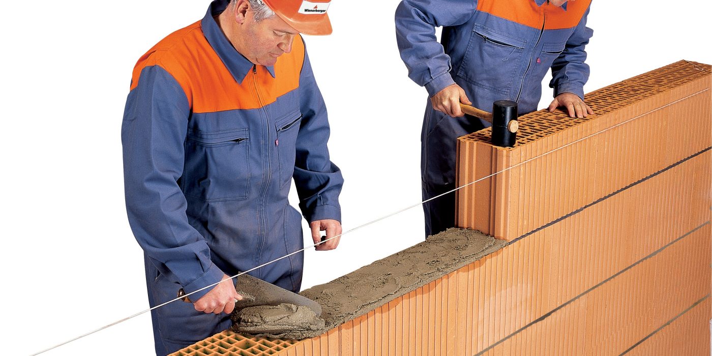 mise en oeuvre à la truelle