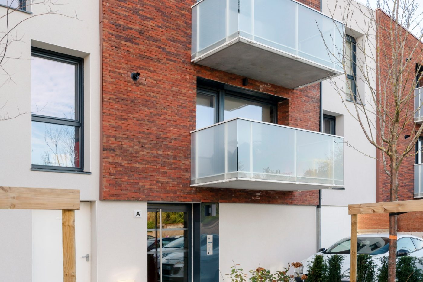 Logements colletifs sur 2 ou 3 niveaux. 2 avenue delattre de tassignies 59350 ST ANDRE LEZ LILLE. Porotherm CITIbric, Koramic datura rouge, Terca Pagus brun rouge illuzo.