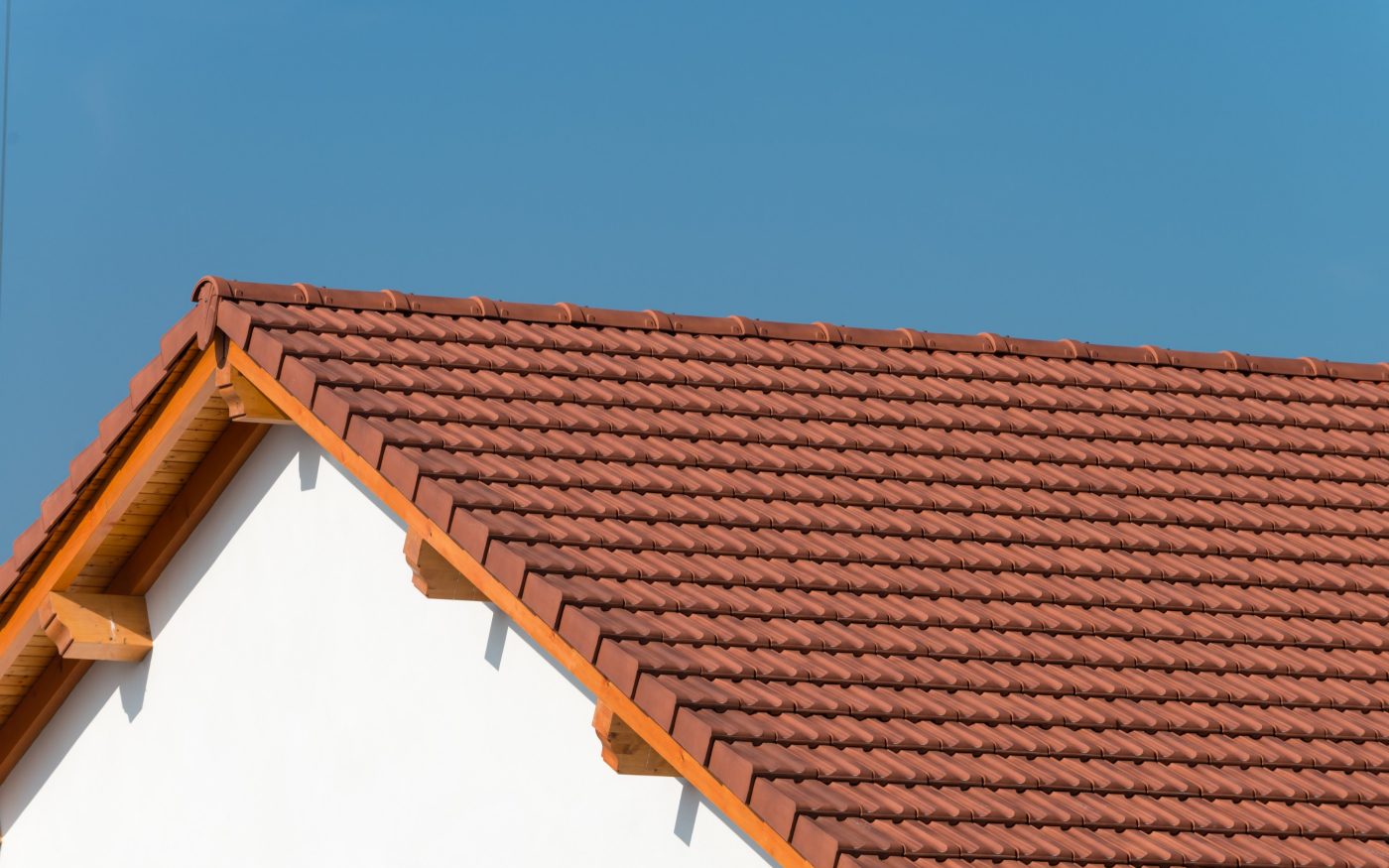 Domaine viticole Anstotz et Fils Balbronn (67) Architecte : Les pieds sur terre Sophie Bernold, Maitre d'oeuvre : Steve Fertig, Produits : Briques de structure Porotherm Monomur R37 et tuiles Koramic Tradi 12, Photographe : Grégory Tachet