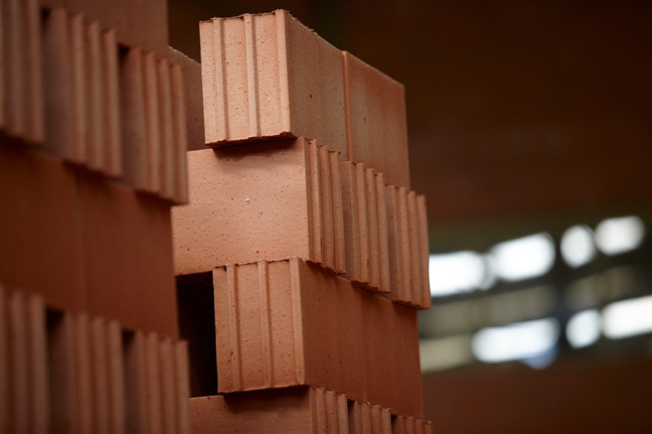 Photography of production of inner wall blocks