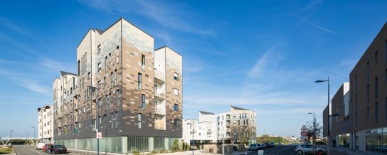 Collective dwelling with 50 housings. 3682 m² SP 5.15 M€ HT. Siding's implementation of 2400 m2. Ilot C9, ZAC du Grand Large - Neptune 59140 DUNKERQUE. Panels Argeton Argelite 200/640 Gris Volcan, Gris minéral, Gris clair, Bleu glacier, Blanc perle.