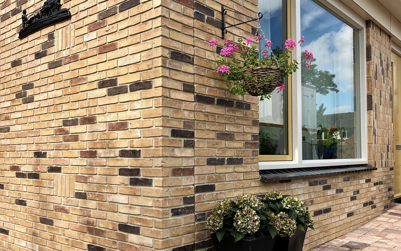 logement Collectif Rue des Trois frères à Paris avec la brique Agora blanc brouillard