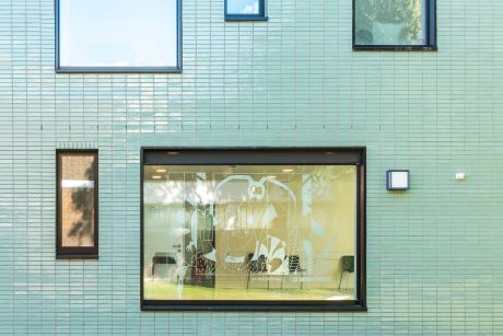 Centre de santé à Gand en Belgique avec la collection Emaillée "Crystal" Vert