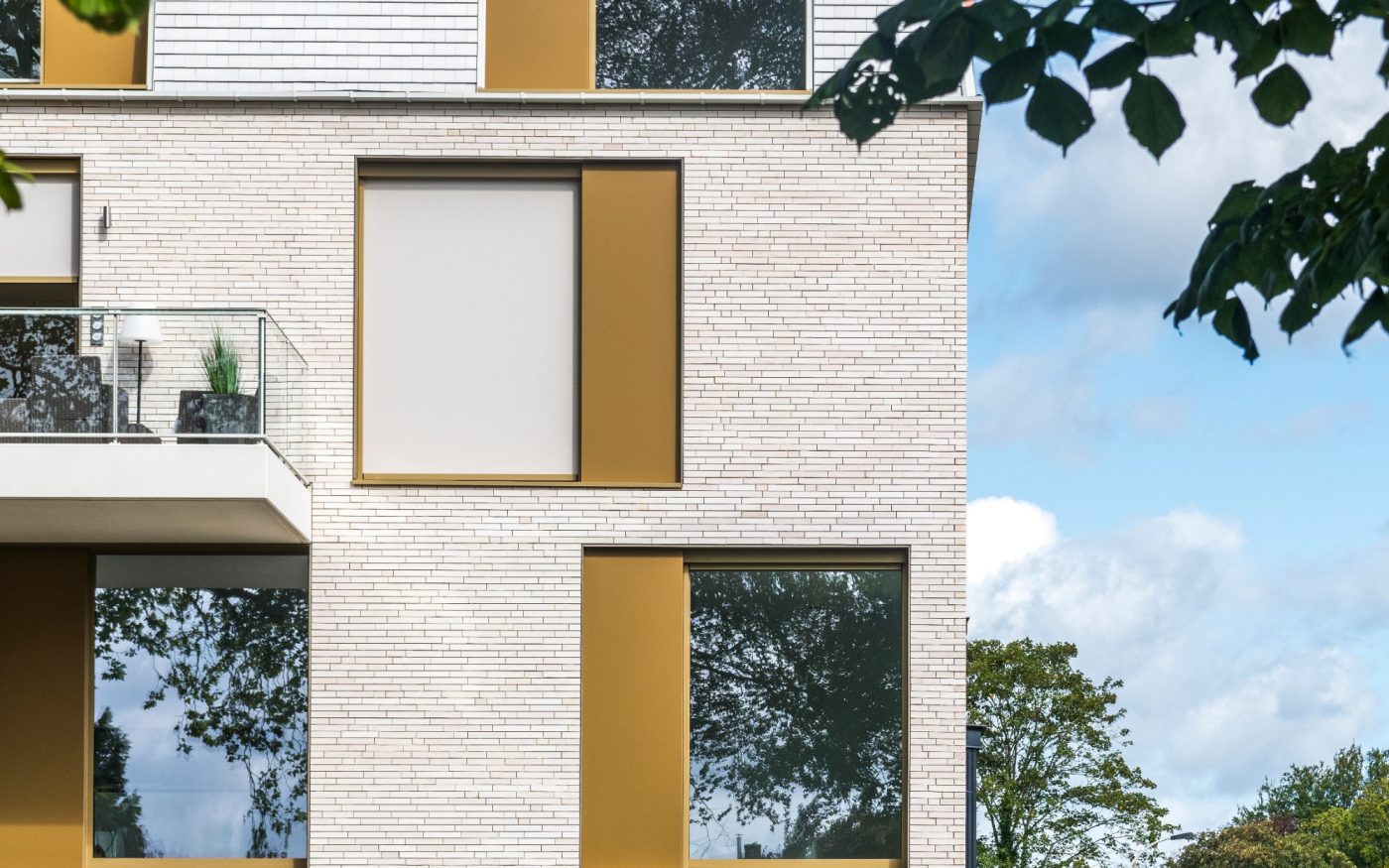 Logements du domaine Hooghuys à Ekeren (Belgique) Architectes : Binst Architects et Architectenassociatie Angst & D’hoore, Antwerpen Elignia blanc arctica snow