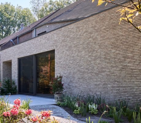 Maison individuelle à Rotsellaar avec la brique Forum prata nuancée