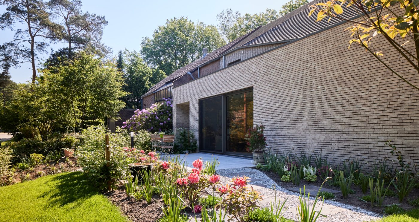 Maison individuelle à Rotsellaar avec la brique Forum prata nuancée