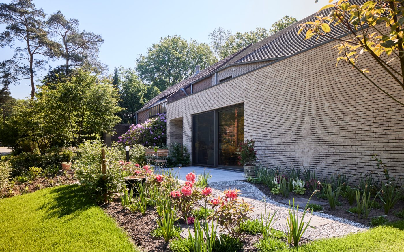 Maison individuelle à Rotsellaar avec la brique Forum prata nuancée