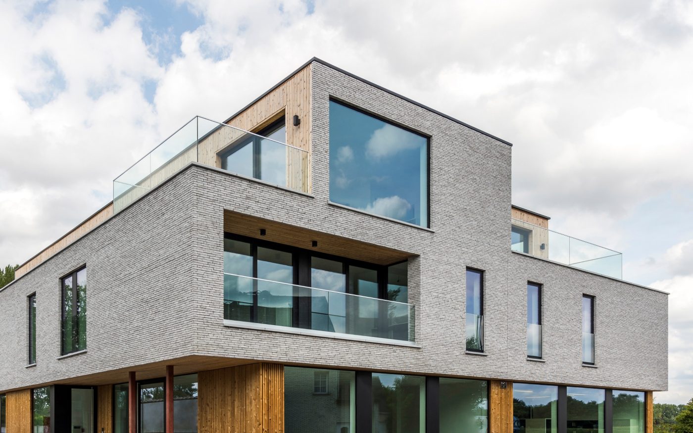 Bureau et appartements à Haaltert avec la brique Imperium flavius - Architectes : A-Projects, Chris Heyvaert, Ternat-Drongen
