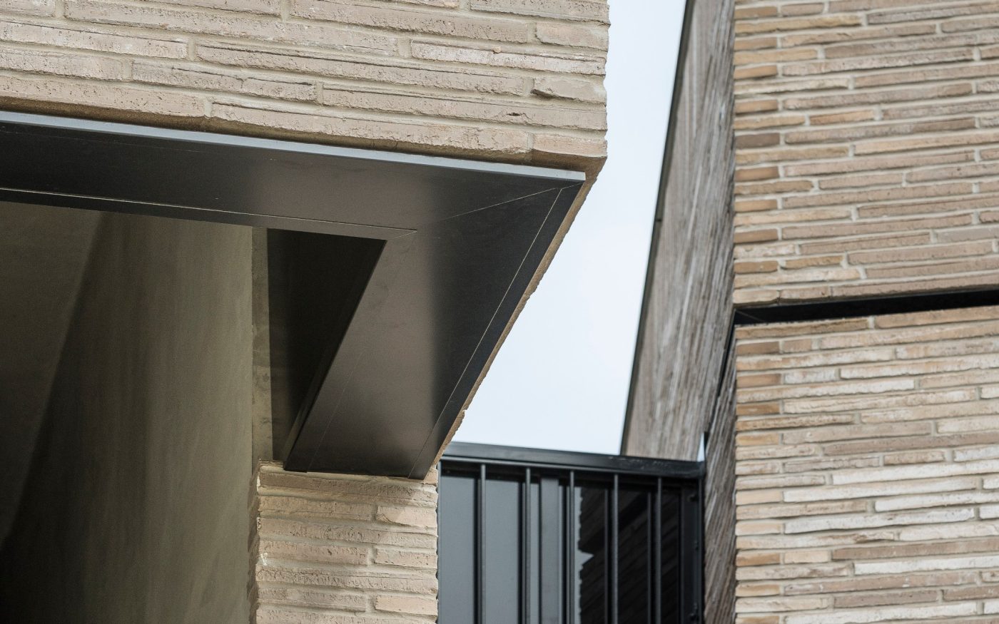 Pôle de Santé Simone IFF à Alencon réalisé avec des briques de parement MAAX 1.109 & 1.123