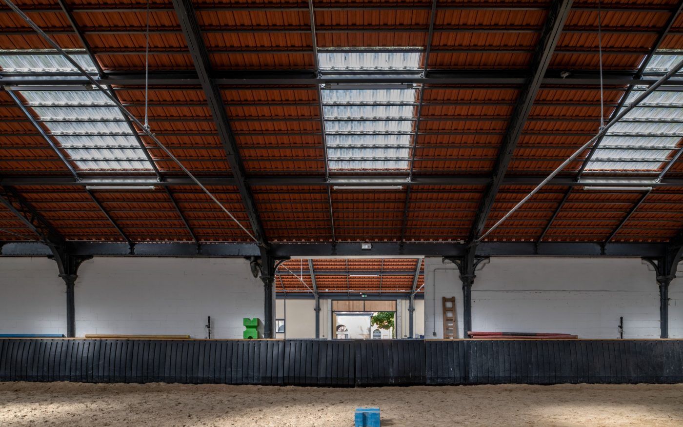 Centre équestre tuile transparente wienerberger