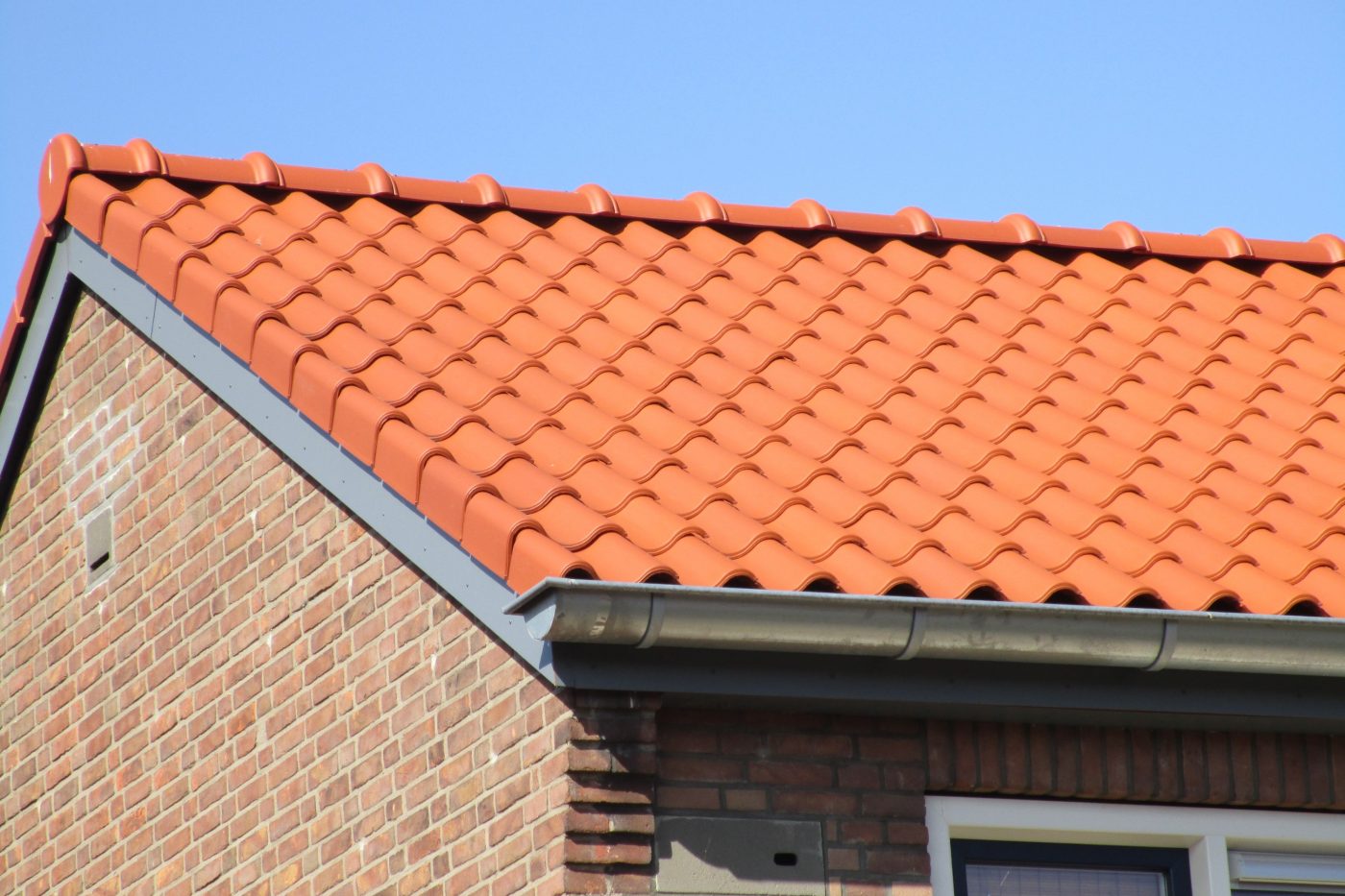 Maison individuelle - Tuile OVH Vario Rouge naturel