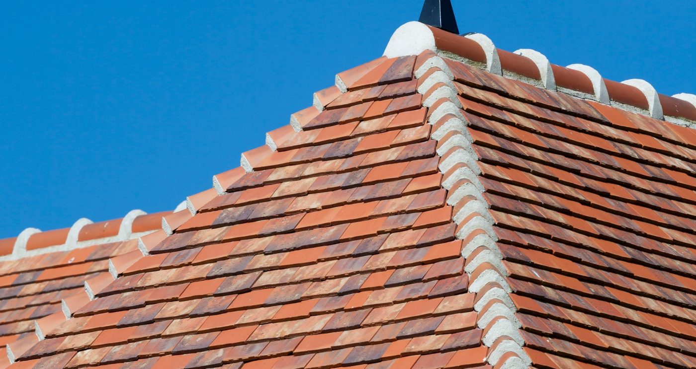 Maison individuelle Le Vaudreuil - Tuile Aléonard Patrimoine, Pontigny Rouge de Mars, Ocré lichen, Vert de Lichen, Rouge flammé.