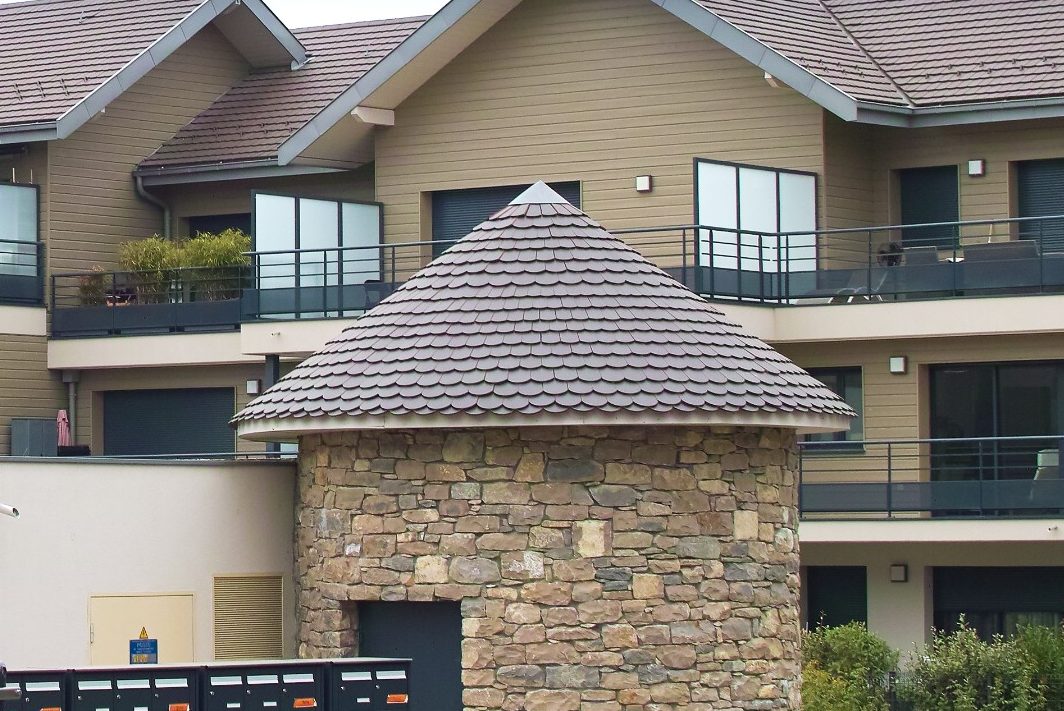 Tourelle en Plate 18 x 38 brun