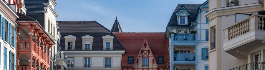Logements Collectifs Capitales au Plessis Robinson (63) avec les tuiles Vauban 2 Droite Rouge, Brun et Ardoisé