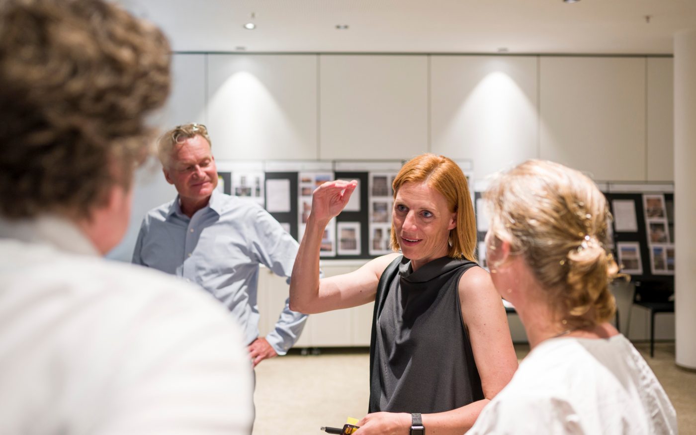 Meeting of the Jury members to select the winners out of 50 nominated projects 2022. Jury members: Brigitte Shim. Shim Sutcliffe Architects (CA). Tina Gregoric. Dekleva Gregoric Architects (SI). Ingrid van der Heijden. CIVIC Architects (NL). Jesper Gottlieb. Gottlieb Paludan Architects (DK). Wilfried Kuehn. Kuehn Malvezzi Architects (DE)
