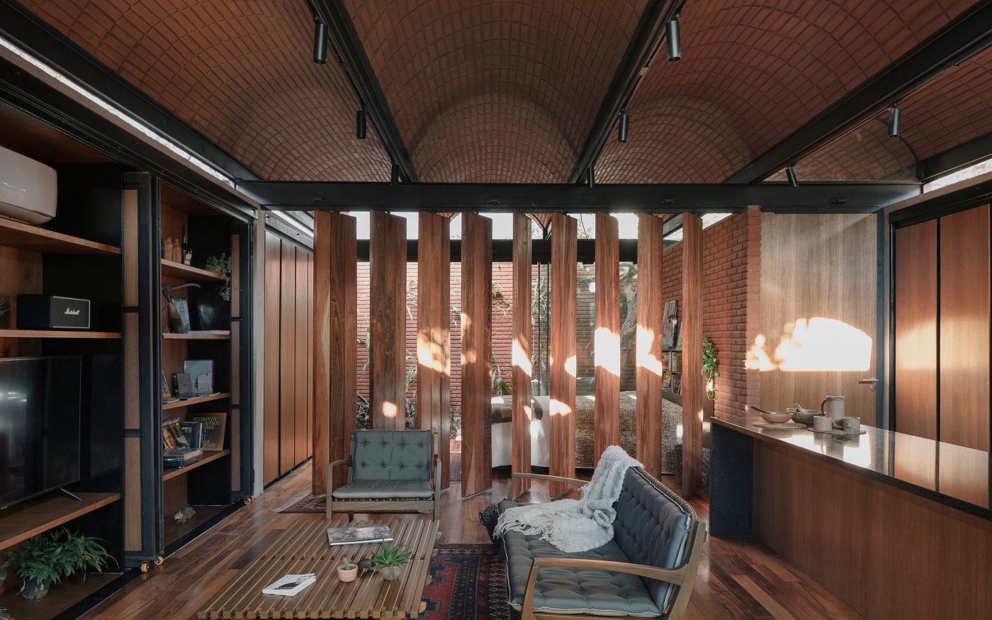 Brick Award 24 Nominee Intermediate House, Category Feeling at home, Architect: Equipo de Arquitectura