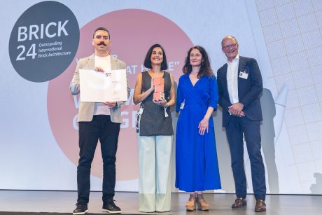 Les architectes  Equipo de Arquitectura avec la jury Christelle Avenier et Mark  wienerberger AG