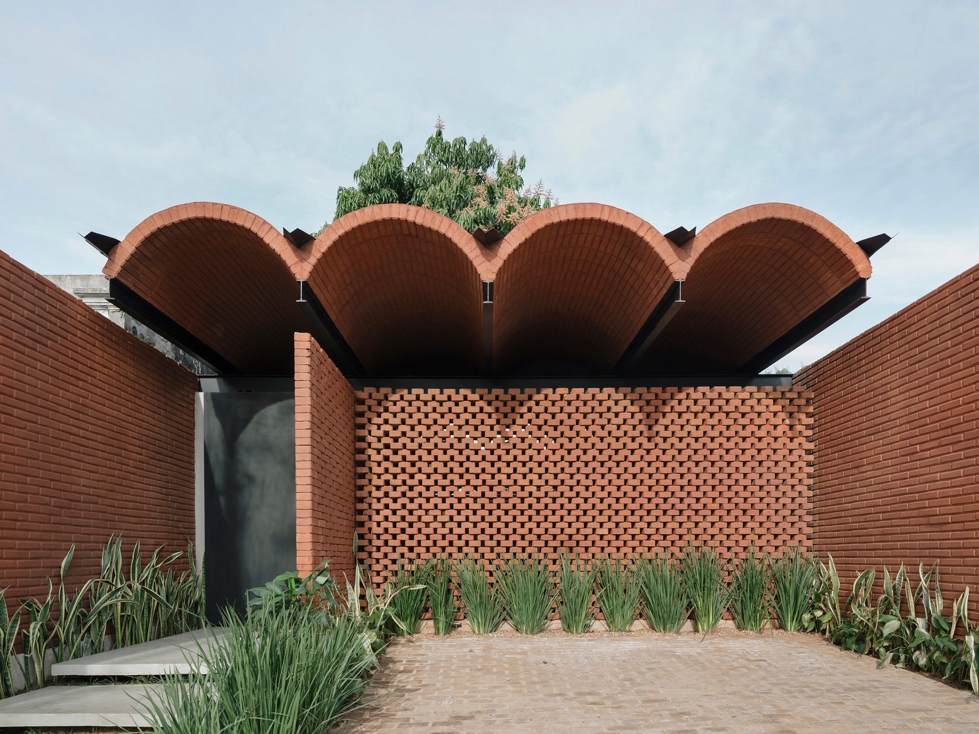 Brick Award 24 - catégorie Feeling at home | lauréat The intermediate House, Paraguay