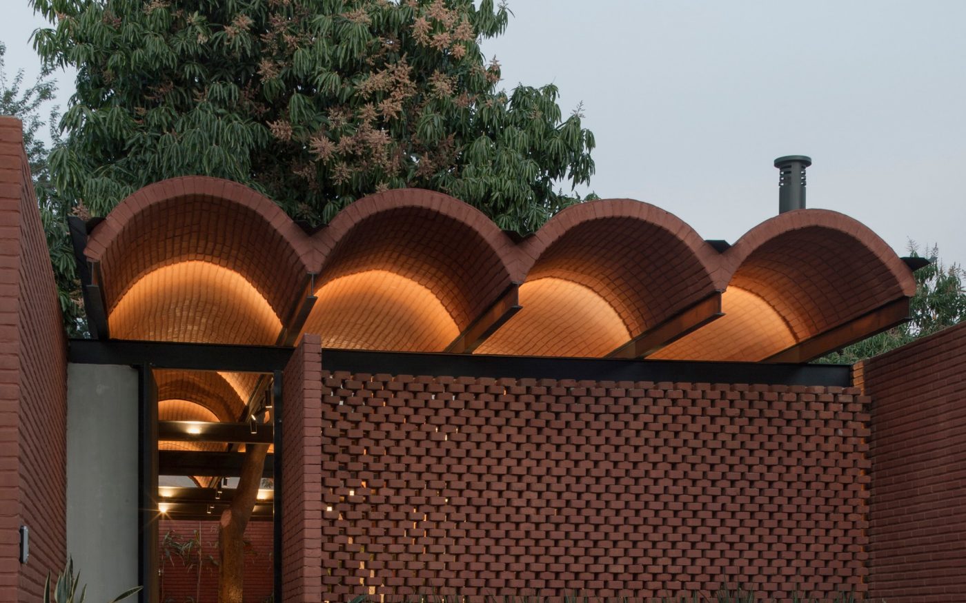 Cabinet d'architecture Equipo de Arquitectura, Asuncion, Paraguay : Maison intermédiaire, Paraguay