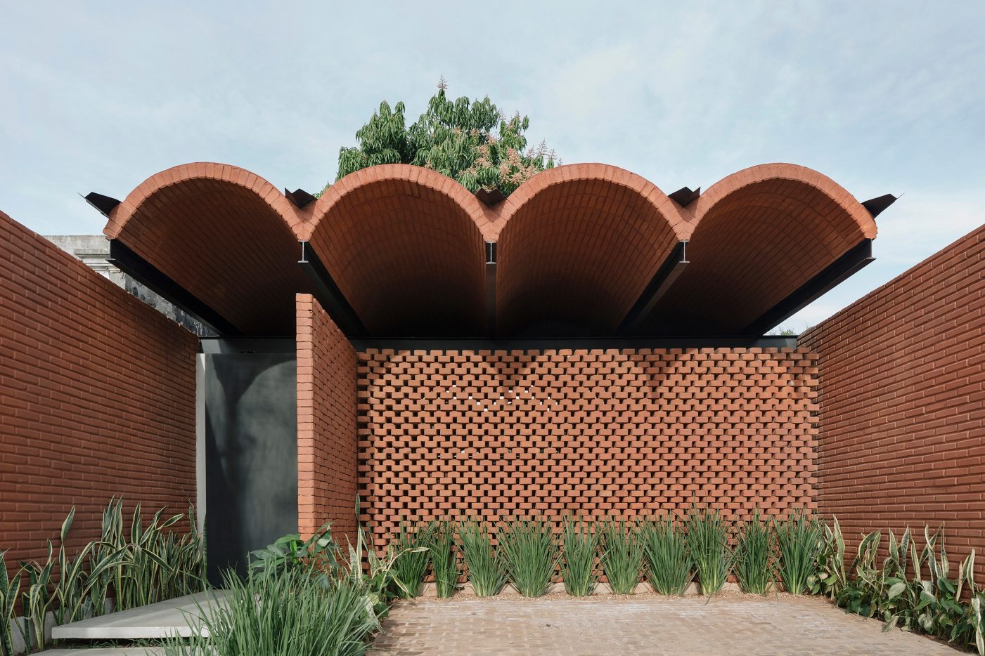 The Intermediate House