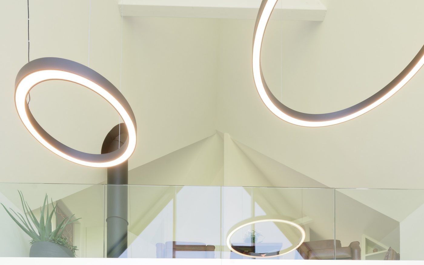 Maison individuelle avec un étage. Toit et façade en tuiles. 15 rue des Coteaux 68920 WETTOLSHEIM. Tuiles Vauban 2 Droite Rouge.