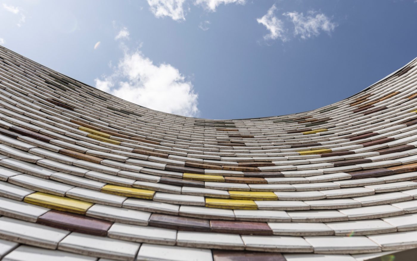 crèche simone de beauvoir à liévin avec tuiles émaillées aléonard