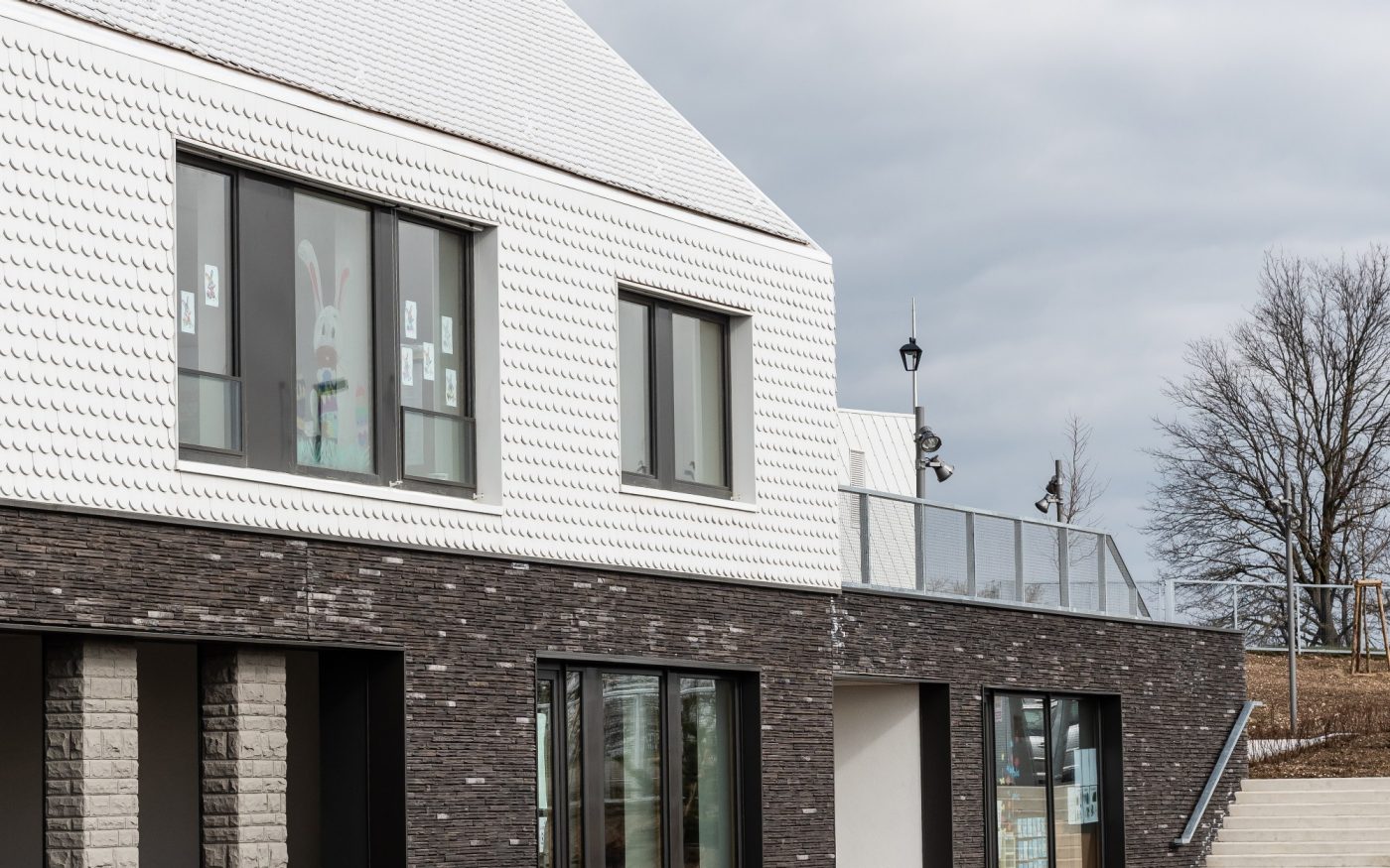 groupe scolaire otterswiller en tuile koramic toiture et bardage