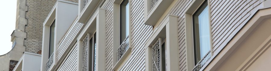 Hôtel de 58 chambres. Hôtel XO, 25 rue Théodore de Banville 75017 PARIS. Mise en œuvre bardage. Tuile Koramic Tuile Plate Plate 301 Blanc Emaillé.