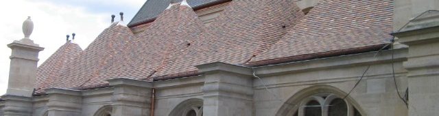 Eglise construite en 1598 et classée Monument Historique. Tuile Koramic Aléonard Monuments Historiques, Emaillées.