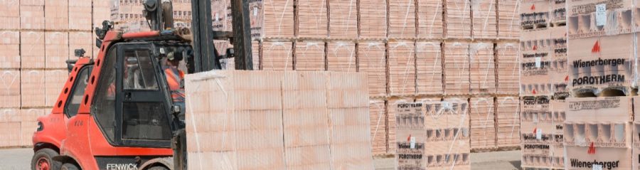 Chargement camion parc wienerberger