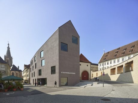 Bibliothèque briques apparentes Allemagne