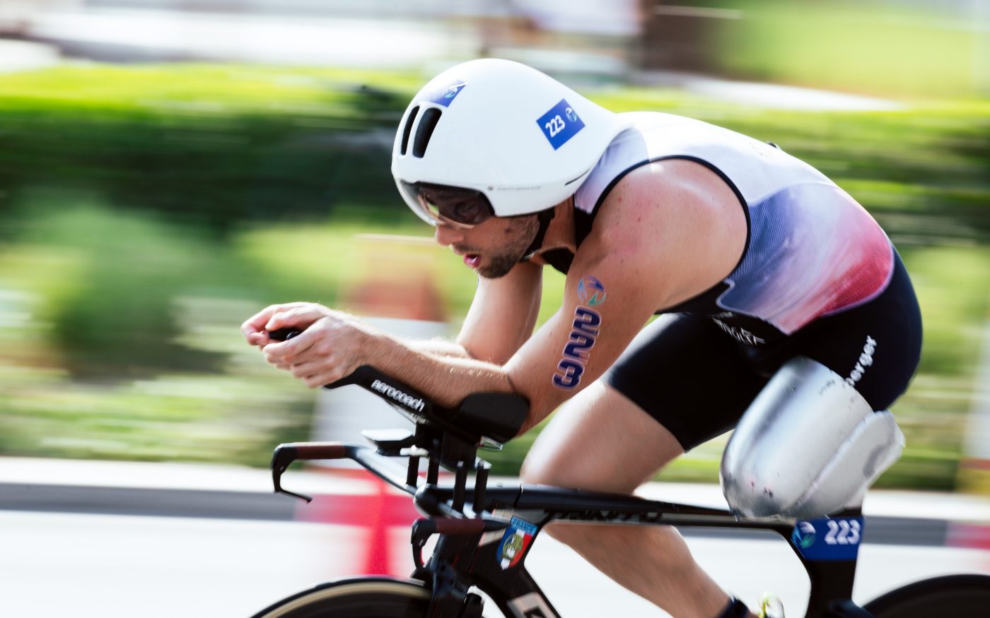Wienerberger France accompagne Jules Ribstein, triple champion du monde paraTriathlète