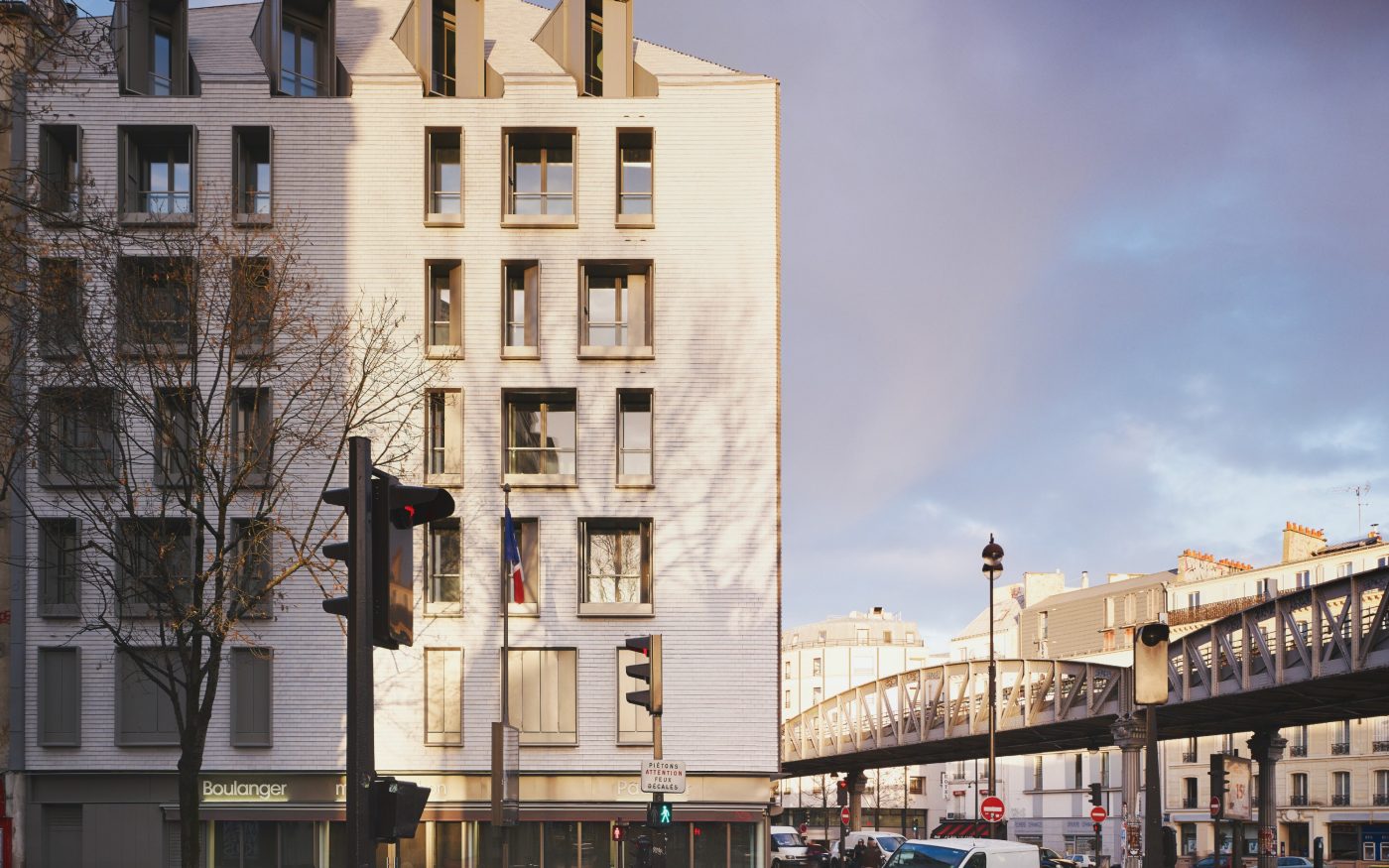 16 logements collectifs + commerce Pl de Stalingrad paris en tuile koramic