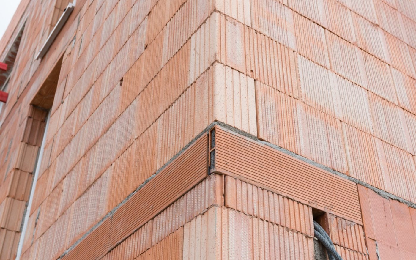 Porotherm, Aucune, Monde, Bouygues immobilier SAS, S&AA, Patrick Schweitzer et Associés