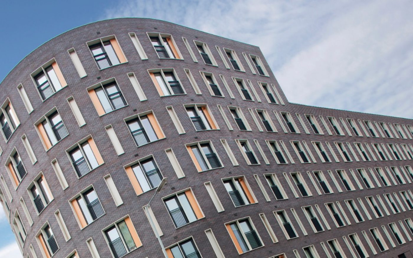 Built in Granite Blue Dragfaced brick 