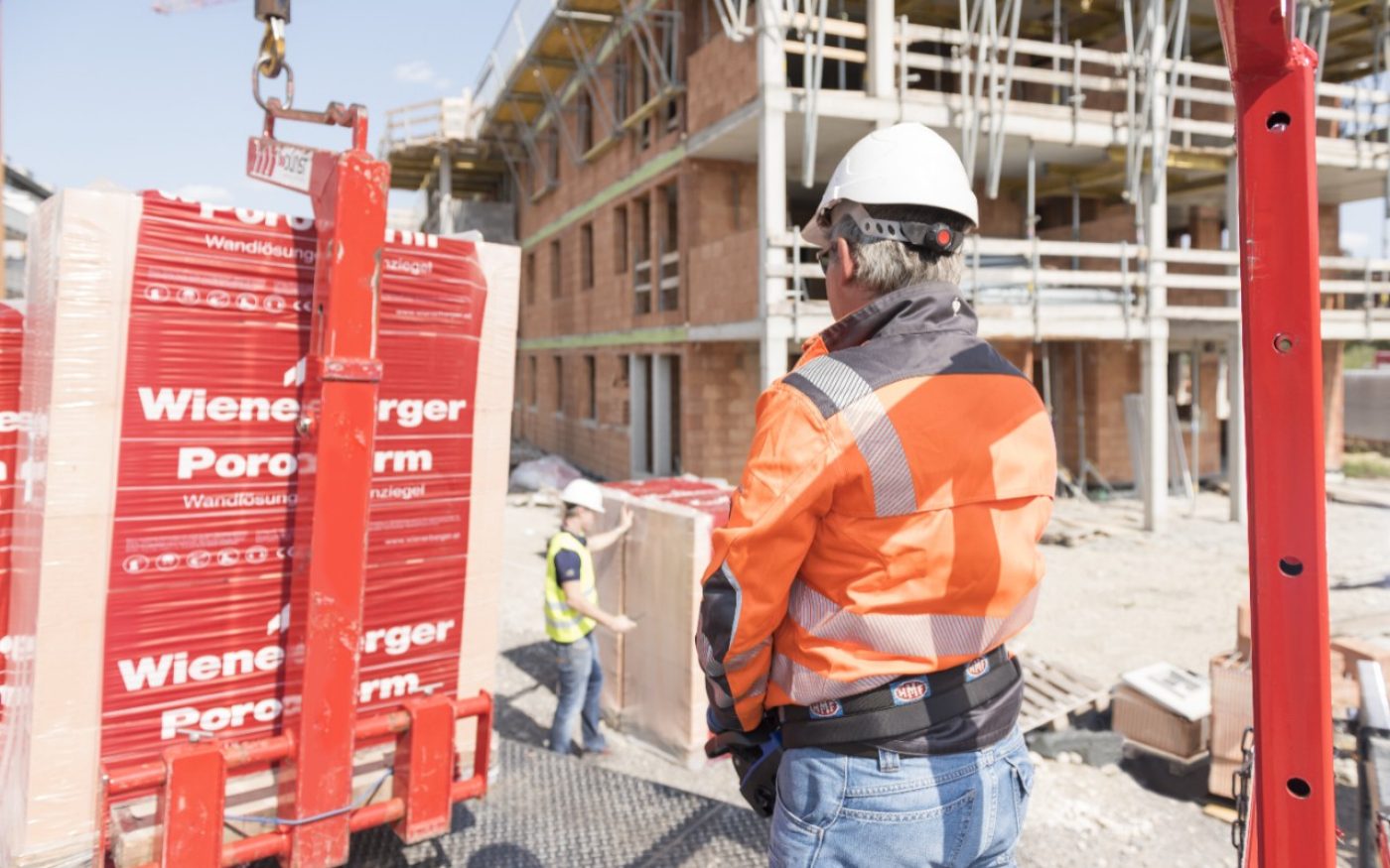 Delivery of clay block pallets at the construction site
