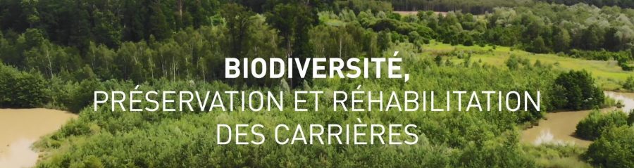 vue d'une carrière pour montrer la Sobriété énergétique et énergies vertes
