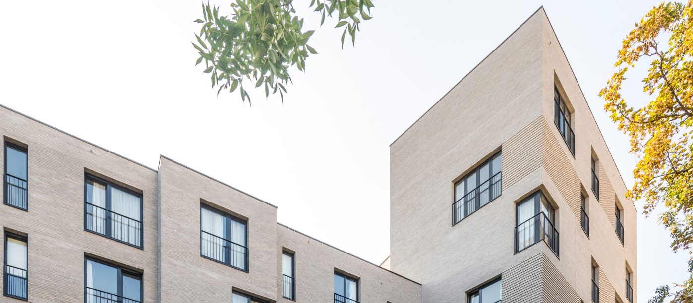 Logements Collectifs à Ixelles, Belgique Collection Agora gris argenté