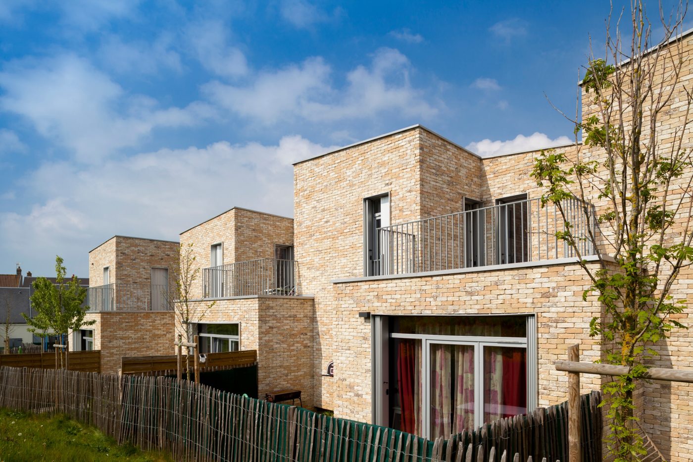 Logements collectifs sur 3 étages. Site Carnot  62 480 Le portel. Briques Terca Rustica Oud Damme.