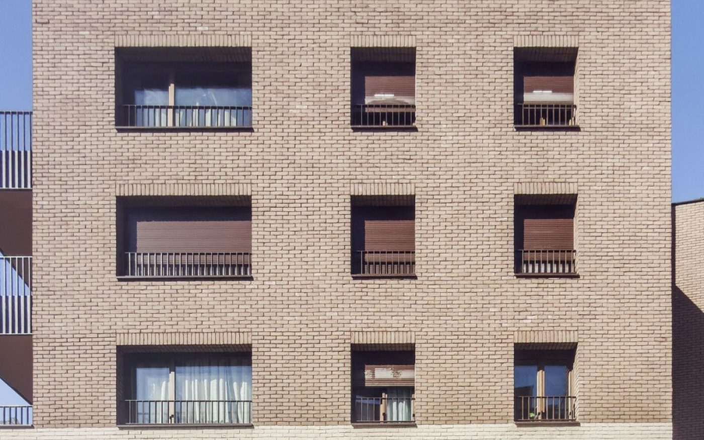 Logement collectif à Epinay avec la collection Terre Teinte Rouge