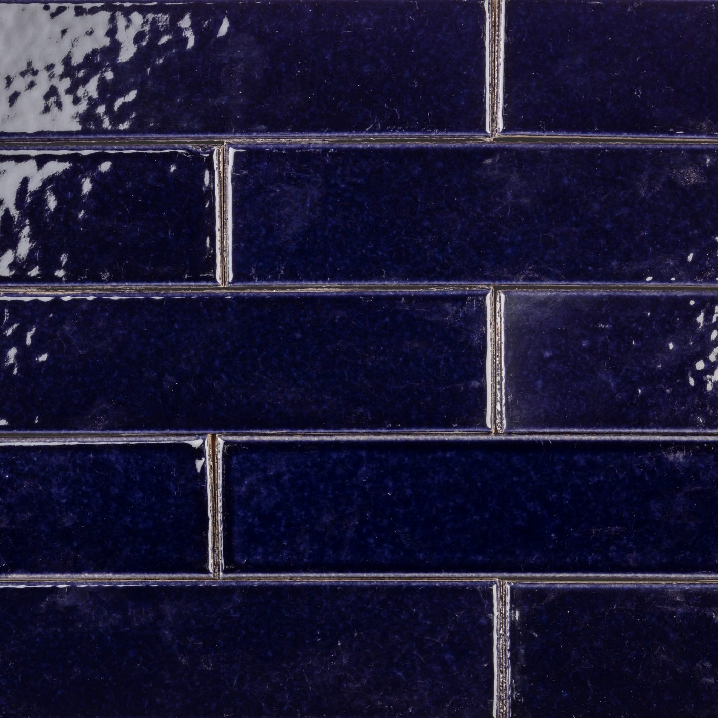 Plaquettes émaillées collées épiderme lisse bleu cobalt
