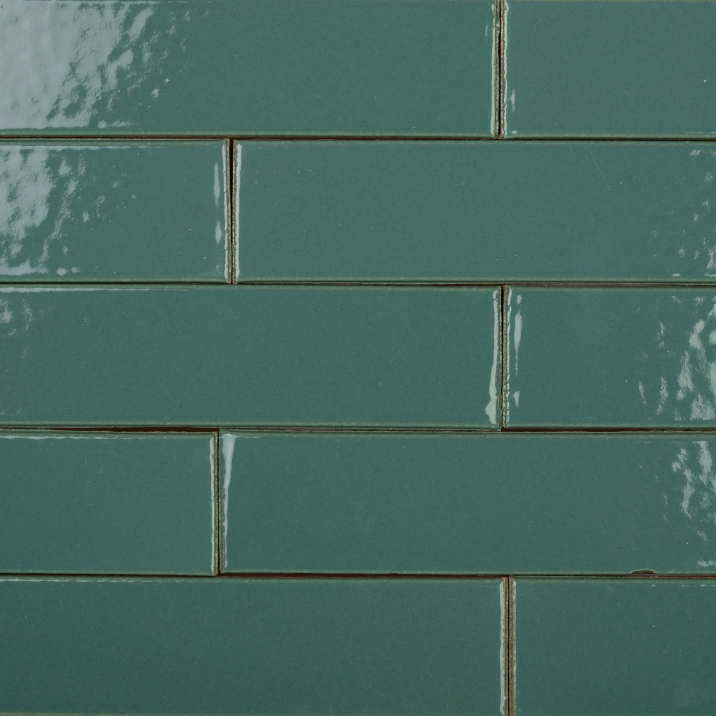 Plaquettes émaillées collées épiderme lisse vert de gris