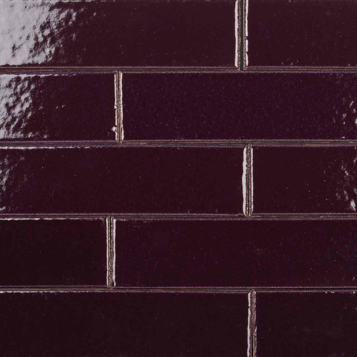 Plaquettes émaillées collées épiderme lisse violet