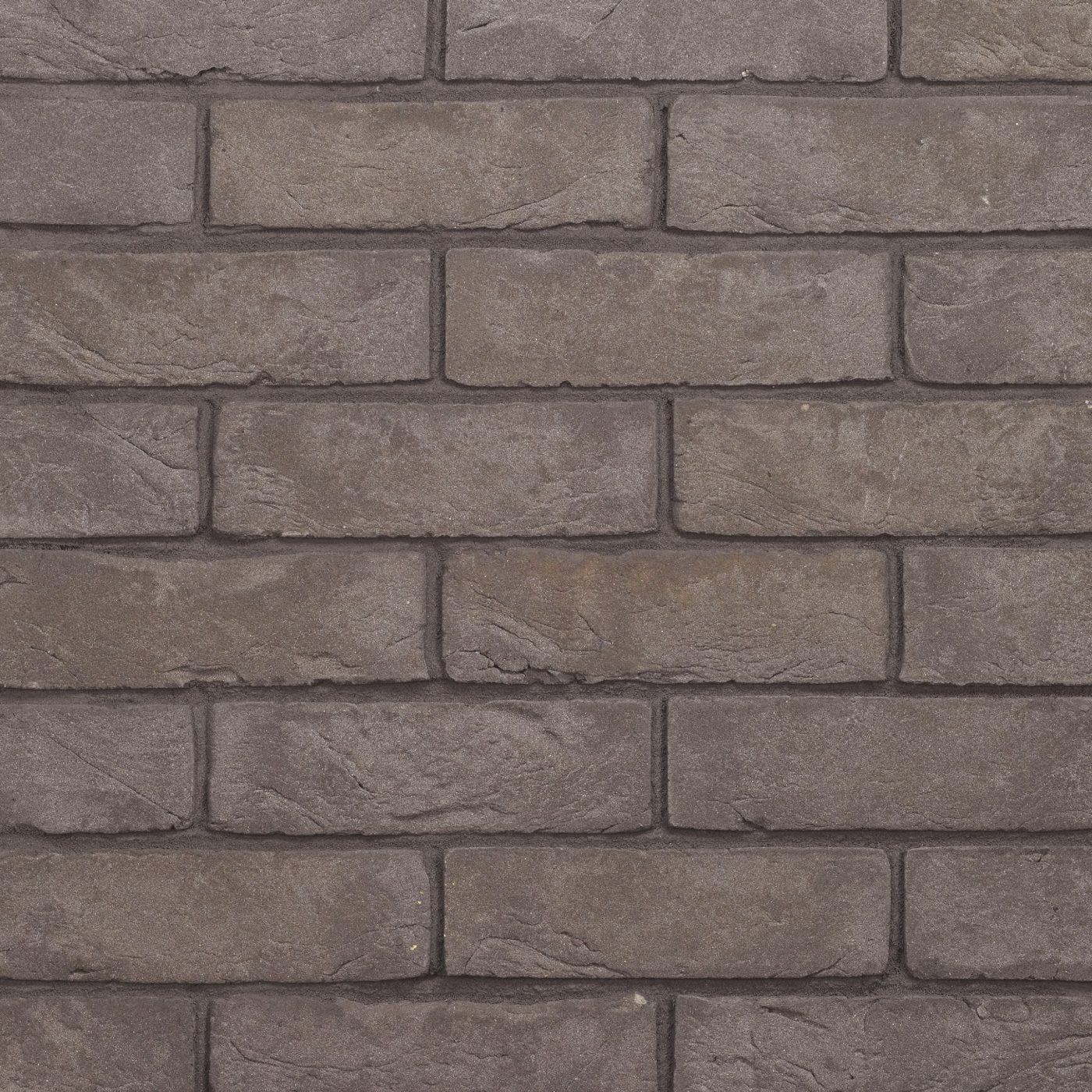 Packshot of a panel with Agora Titaangrijs facing bricks