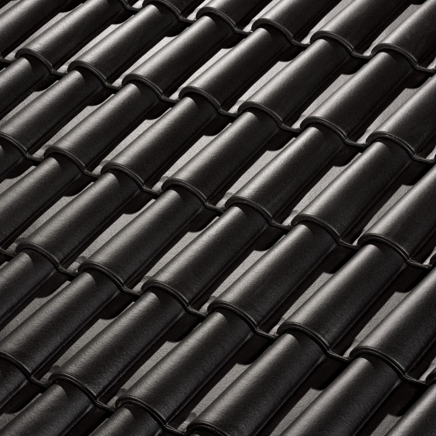 Tuile Grand Moule fortement Galbée Romane Evolution noir graphite