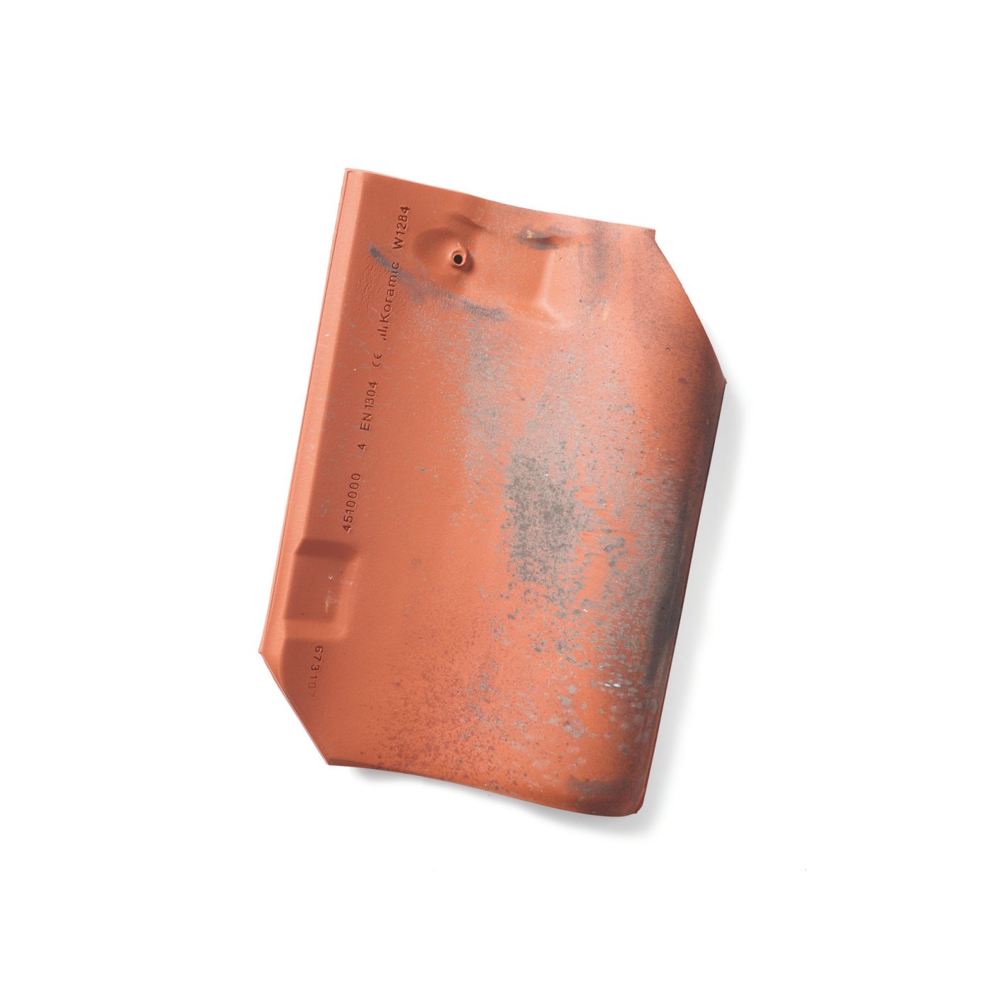 Single product shot of a Oude Pottelbergse Pan 451 Vieilli Blauw Gesmoord roof tile